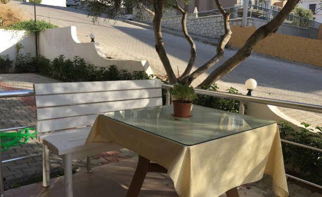 Cicek Apart Hotel Çeşme Luaran gambar